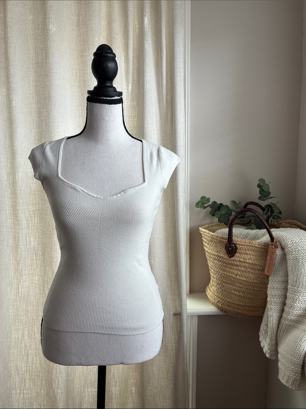 ARITZIA Wilfred Ivory Tuscany Kint Top S